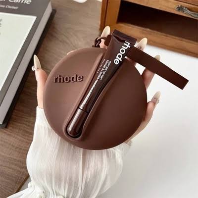 کیف کوچک نگهدارنده رژ لب Rhode | کیف سیلیکونی با جای مخصوص رژ و بالم لب